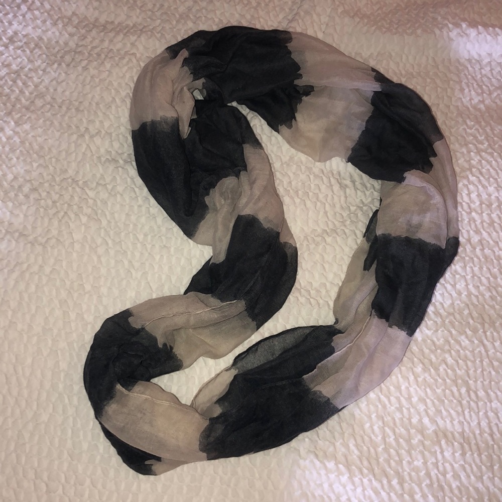 Grey white stripe infinity scarf